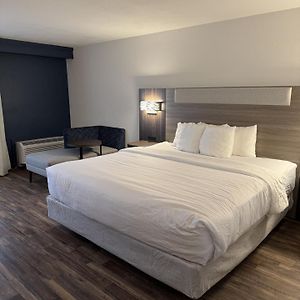 Standard King Room Extra Floor Space